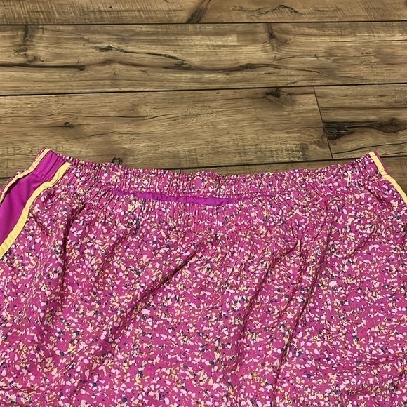 Nike Dri-Fit Tempo Lined Run Shorts Pink Yellow Women's elastic waist size 3x - Picture 3 of 5